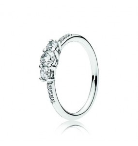 Silver ring with clear cubic zirconia