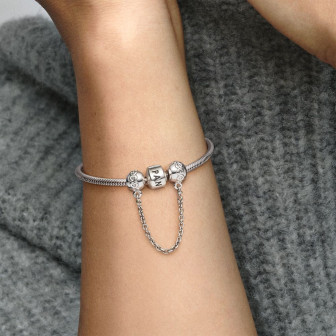 Charm Femme Pandora Chaîne de Confort Couronne de Coeurs 791088-05