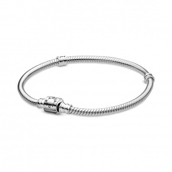 Bracelet Maille Serpent Fermoir Barillet Pandora Moments - 21 cm